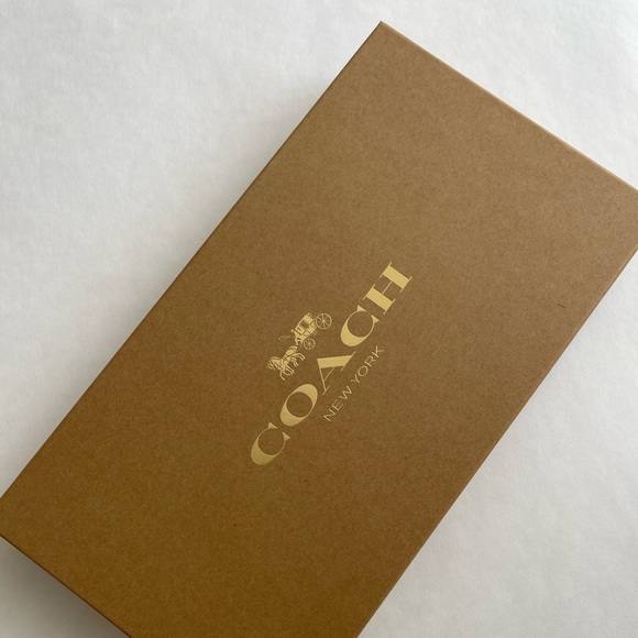 Coach gift set - Picture 2 of 12